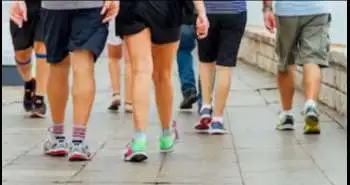 Varus knee thrust during walking is associated with worsening WOMAC knee pain
