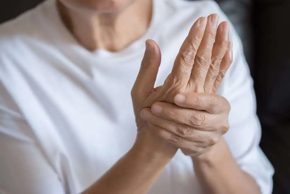 Взаимосвязь между липидным профилем сыворотки крови и риском развития остеоартроза кисти руки