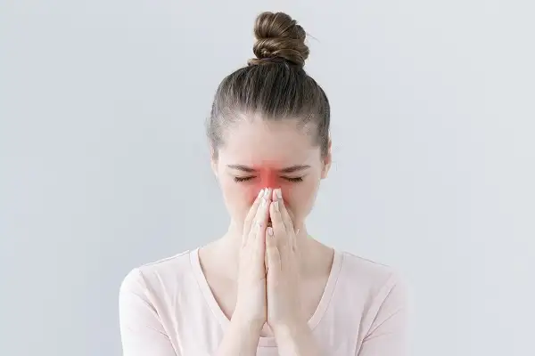 seasonal allergic rhinitis with rhinorrhea